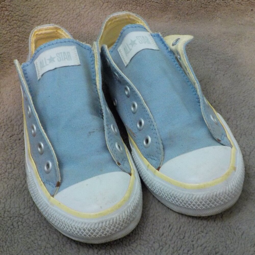 CONVERSE SHOES